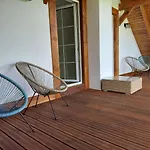 Greyowka Dom Kryty Strzecha W Gardna Park Ferienhaus Czysta