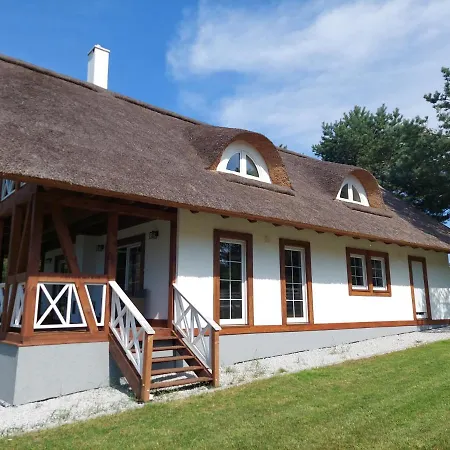 펜션 Greyowka Dom Kryty Strzecha W Gardna Park Czysta